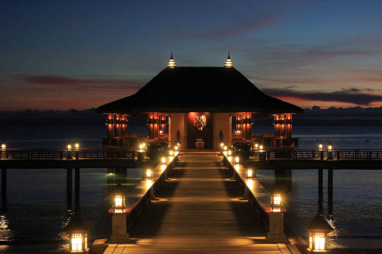 Nusa Dua Bar at Night