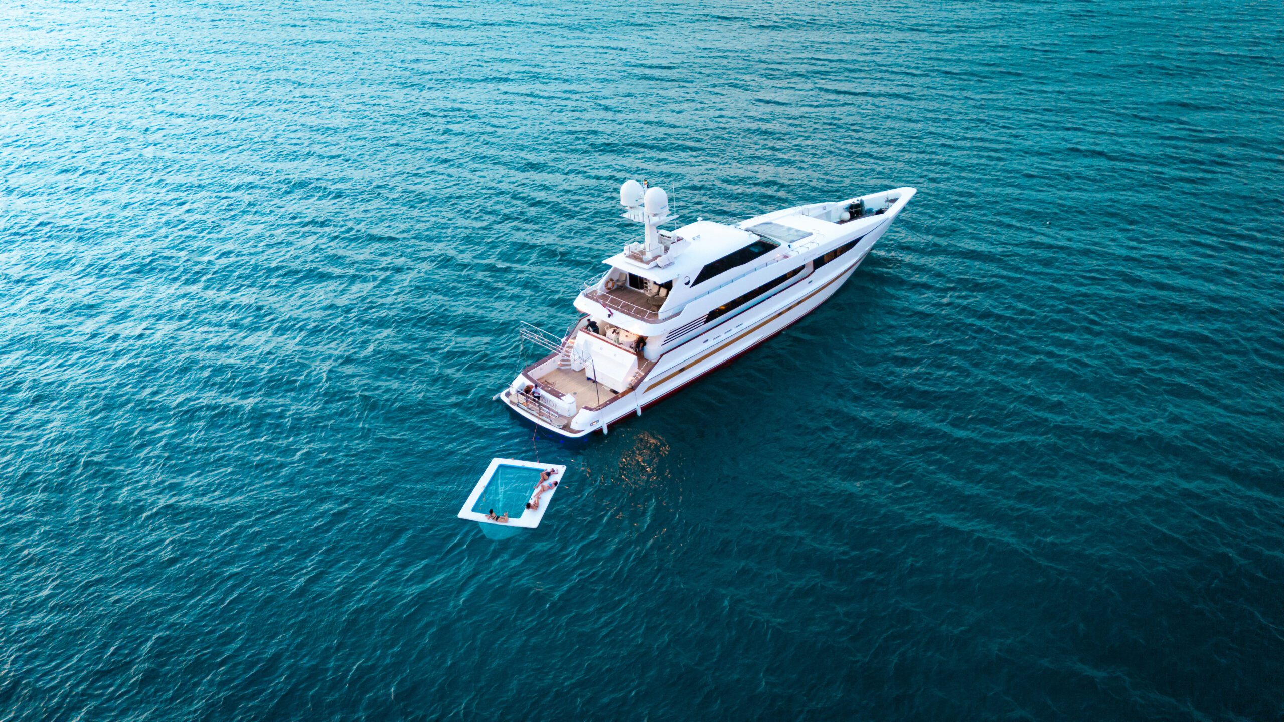 M/Y Obsessions